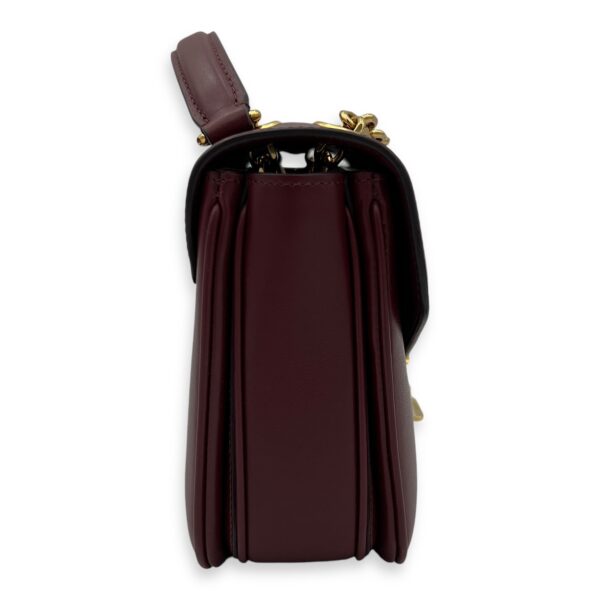 C Red Shoulder Bag in Calfskin, Gold hardware - Image 4