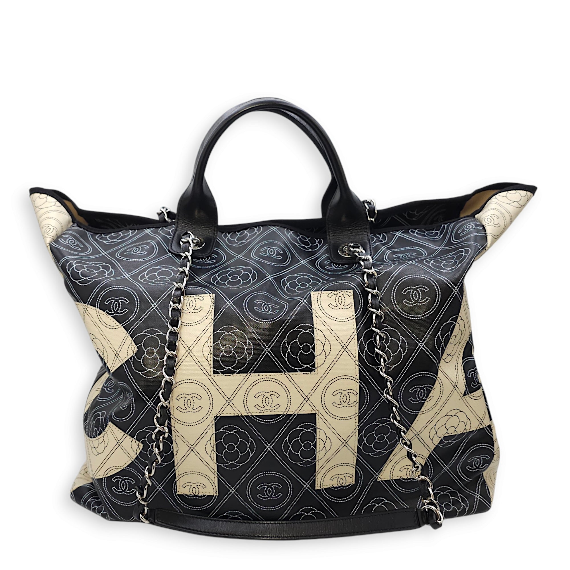 Camellia Logo Printed Deauville Black & cream Tote Bag in Coated Canvas, Silver hardware - Image 8