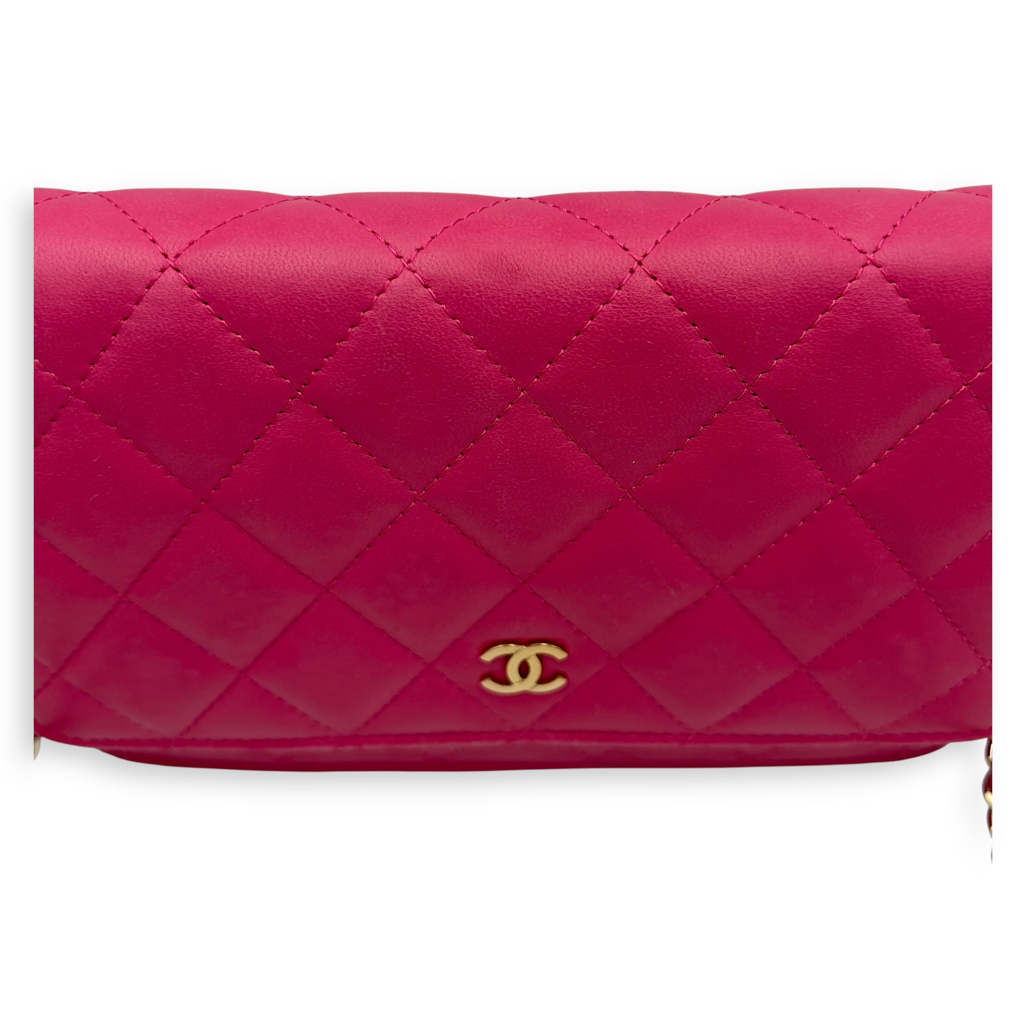 CC Wallet On Chain Pink in Lambskin, Gold hardware - Image 11