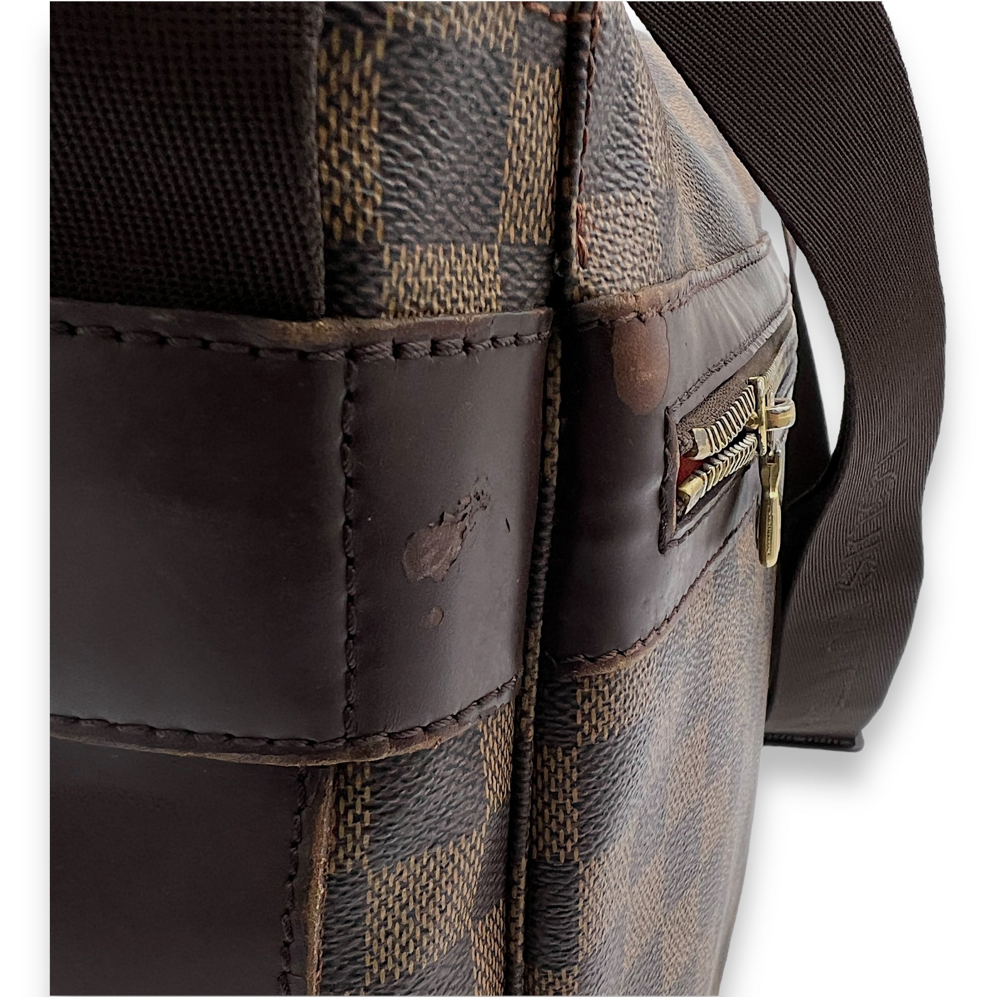 Bastille Messenger Bag Damier Ebene in Coated Canvas, Gold hardware - Image 11