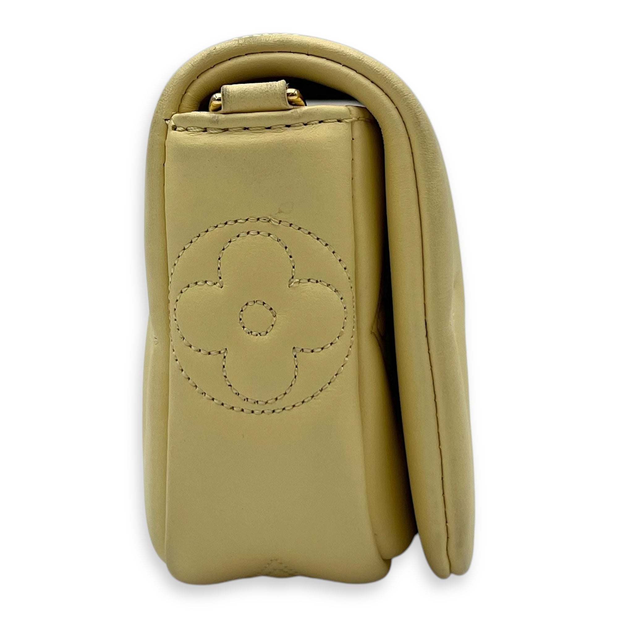 Bubblegram Wallet on Strap Yellow Crossbody Bag in Lambskin, Gold hardware - Image 5