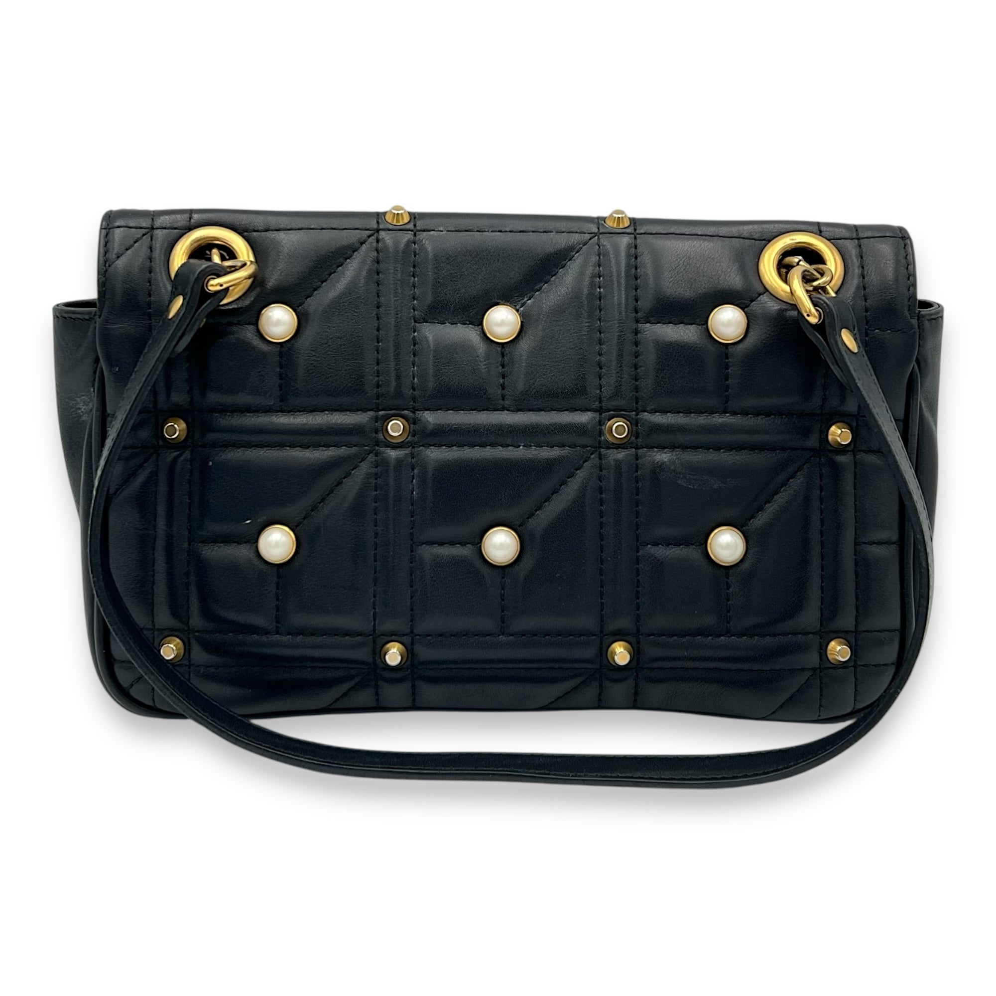 GG Marmont Small Black Shoulder Bag in Calfskin, Gold hardware - Image 3