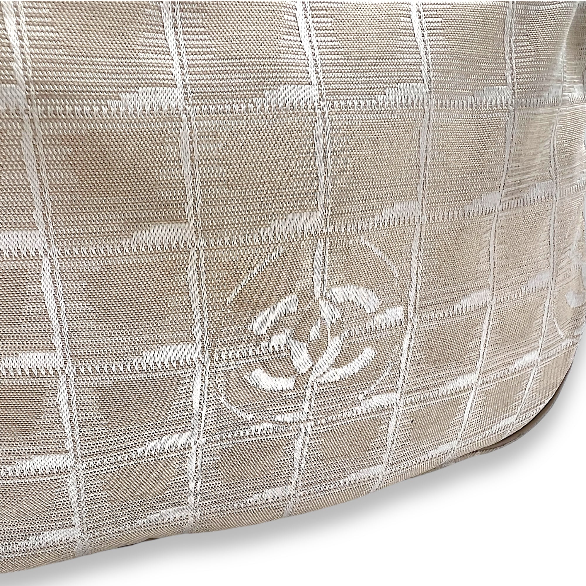 Travel Line Shoulder Bag Beige in Jacquard, Gold hardware - Image 7