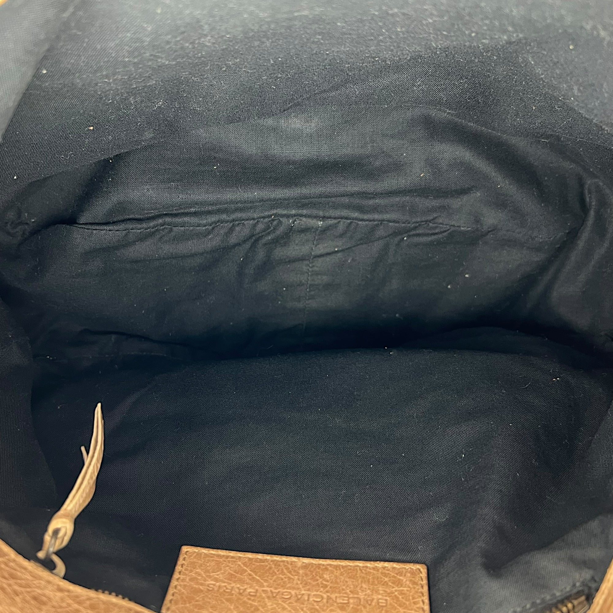 Folk Brown Crossbody Bag in Distressed Leather, Gunmetal hardware - Image 7