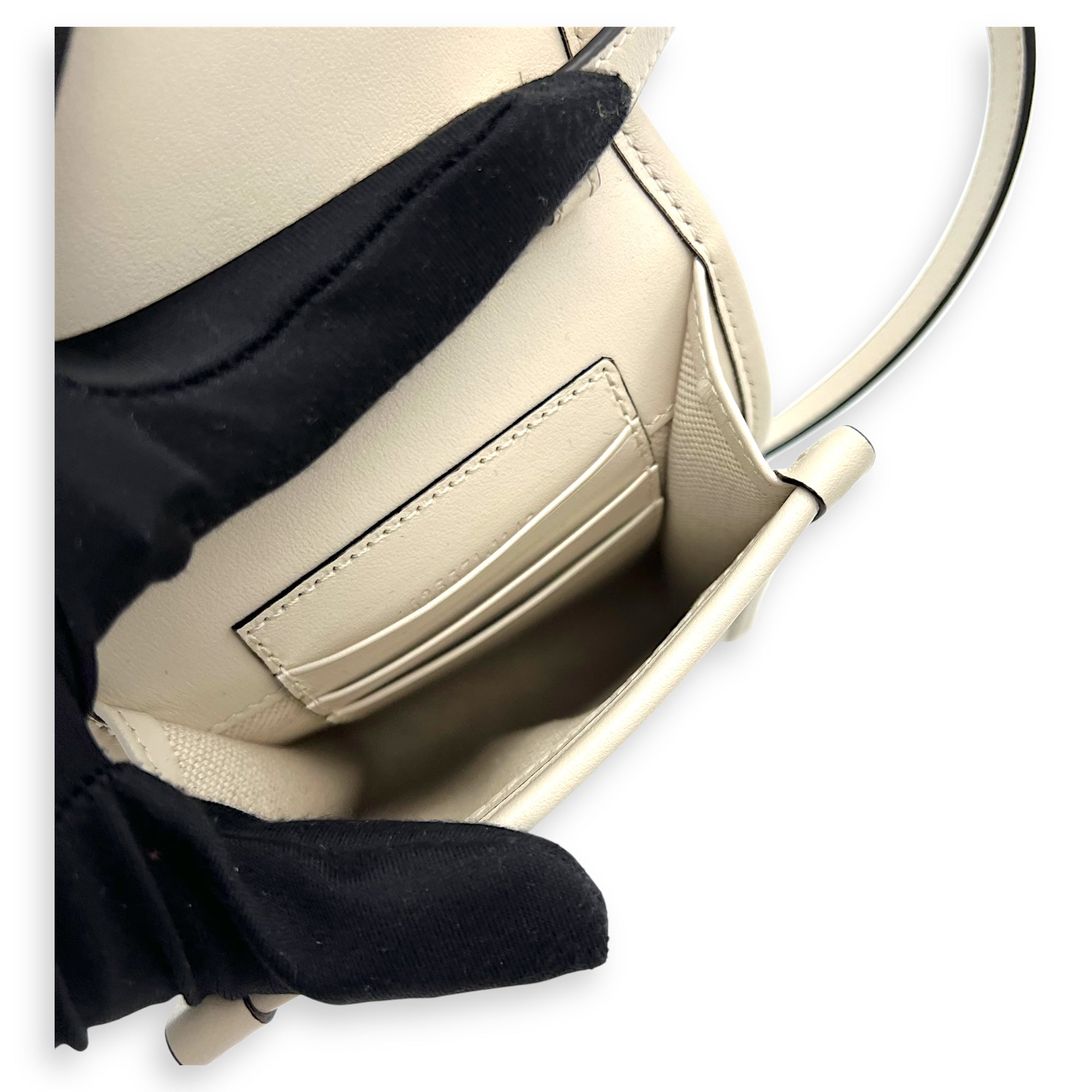 GG Crossbody Bag White in Calfskin, Silver hardware - Image 10