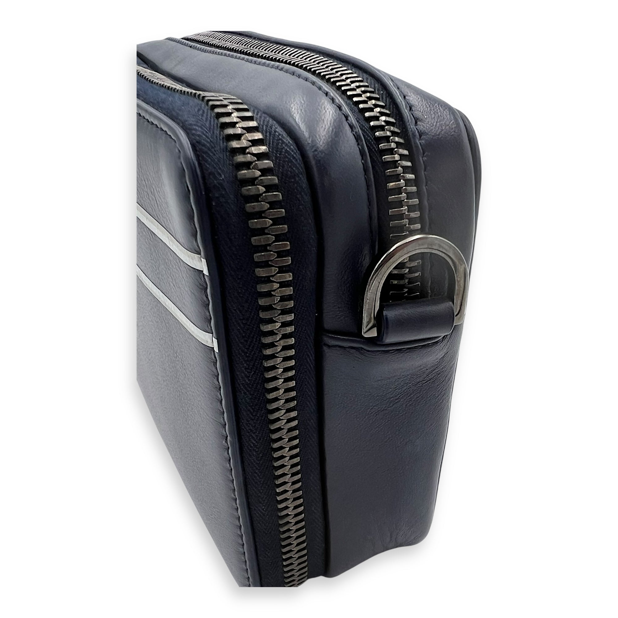 x Descente Double Zip Blue Crossbody Bag in Calfskin, Silver hardware - Image 13