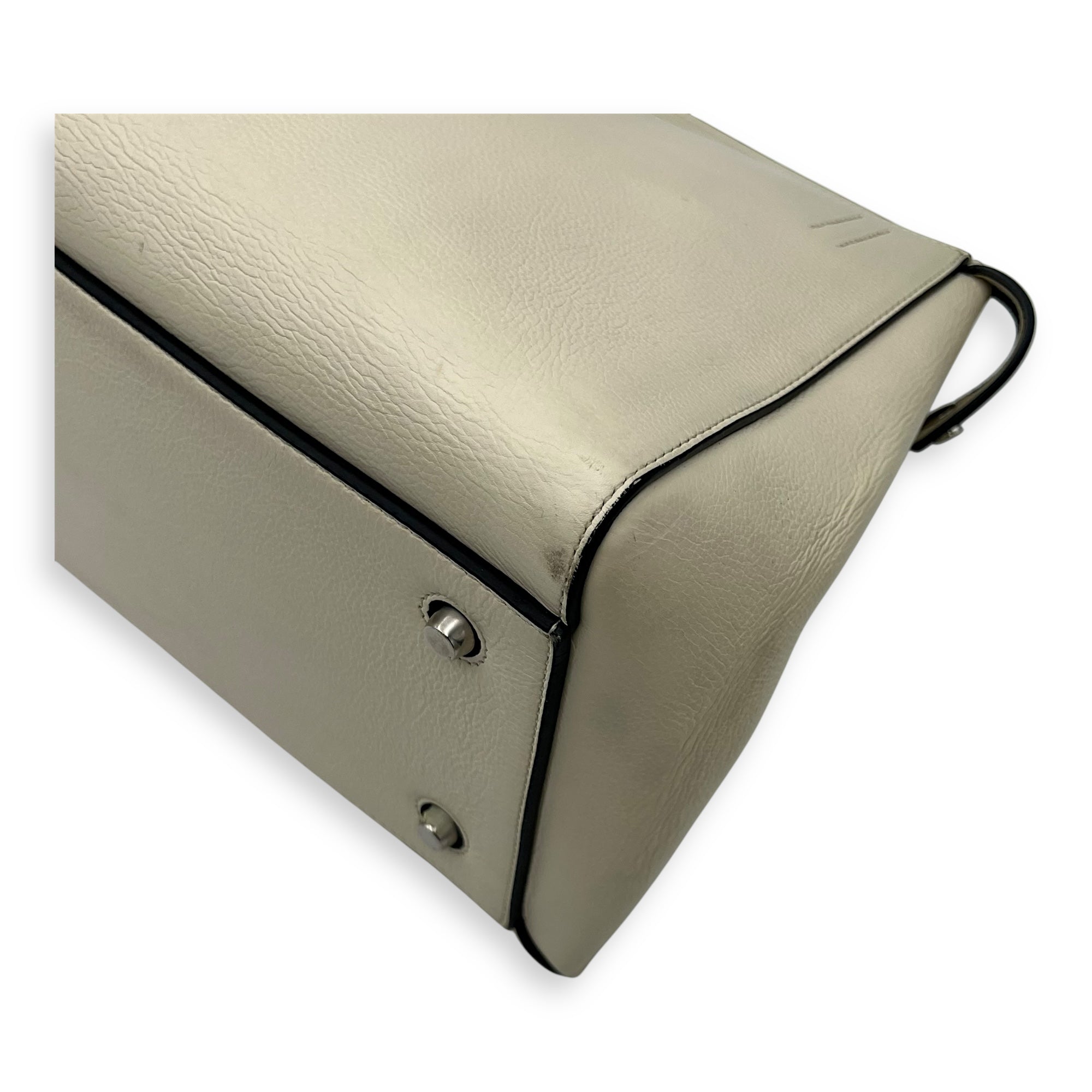 Edge Top Handle Bag White in Calfskin, Silver hardware - Image 10