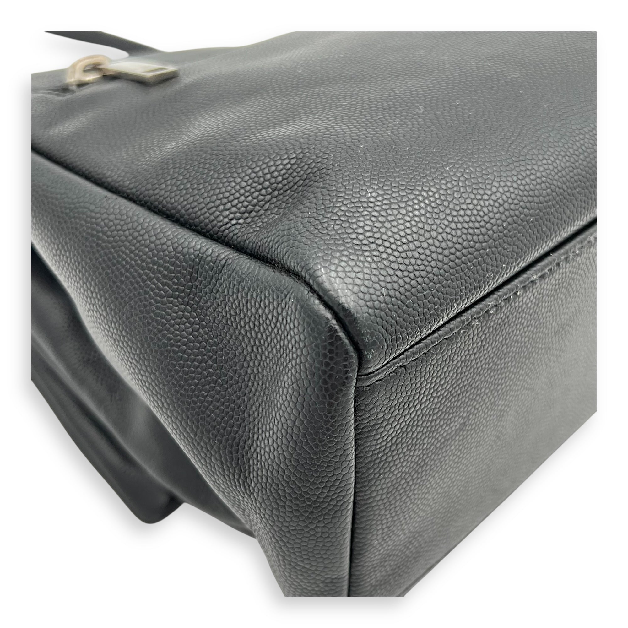 West Hollywood Shoulder Bag Black in Calfskin, Silver hardware - Image 10