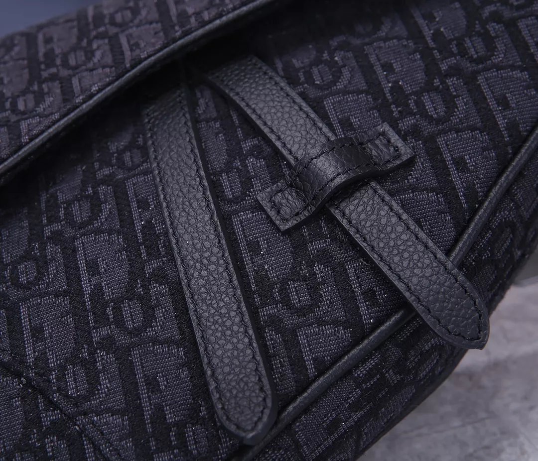 Affordable 272 Christian Dior AAA Man Messenger Bags - Image 5