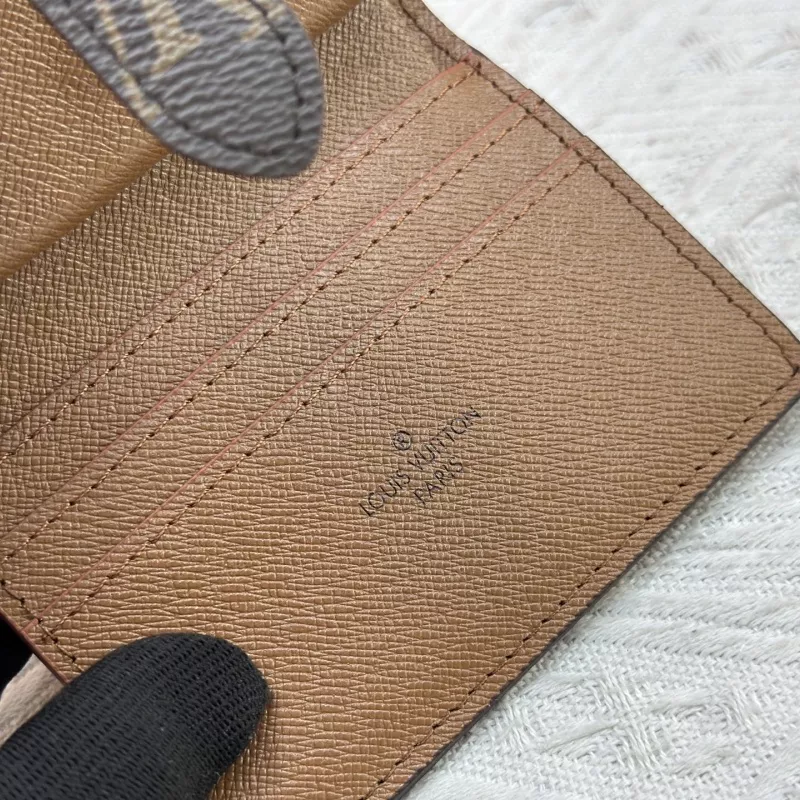 Breathable 4919 Louis Vuitton LV Card Case In Coffee - Image 8