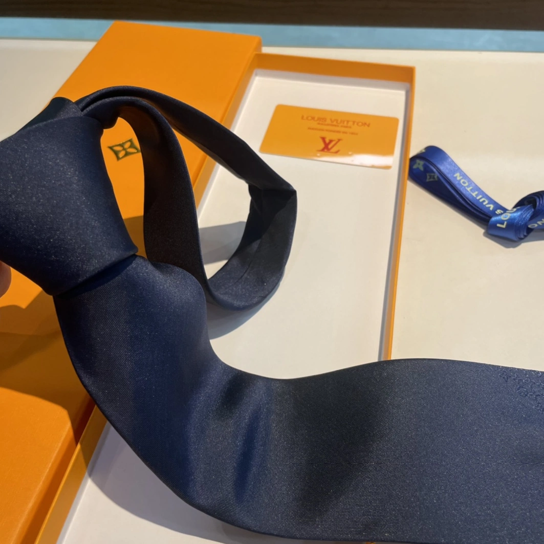 Breathable 9597 Louis Vuitton LV Necktie For Men - Image 3