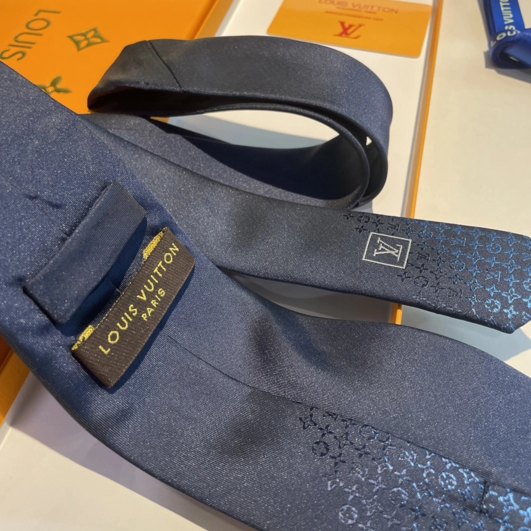 Breathable 9597 Louis Vuitton LV Necktie For Men - Image 5