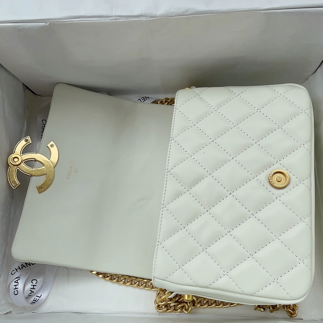 Chanel AAA Quality Messenger Bags For Women Modern 5940 - Image 4