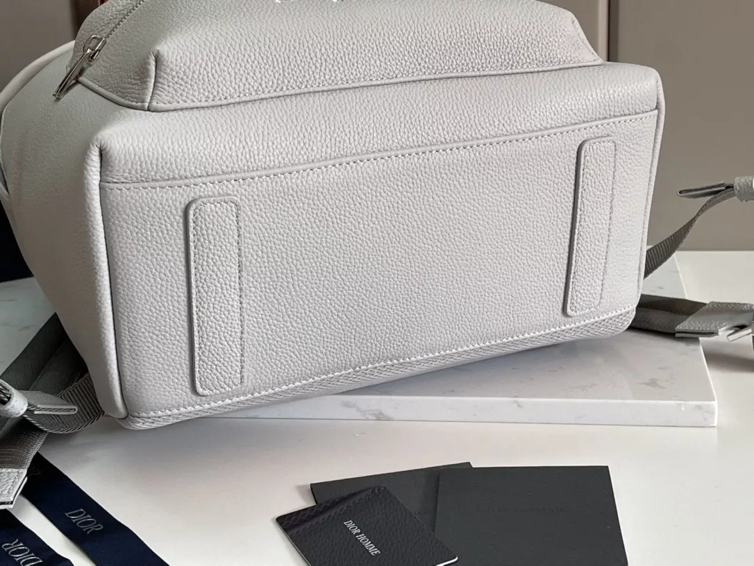 Christian Dior AAA Man Backpacks Affordable 9314 - Image 5