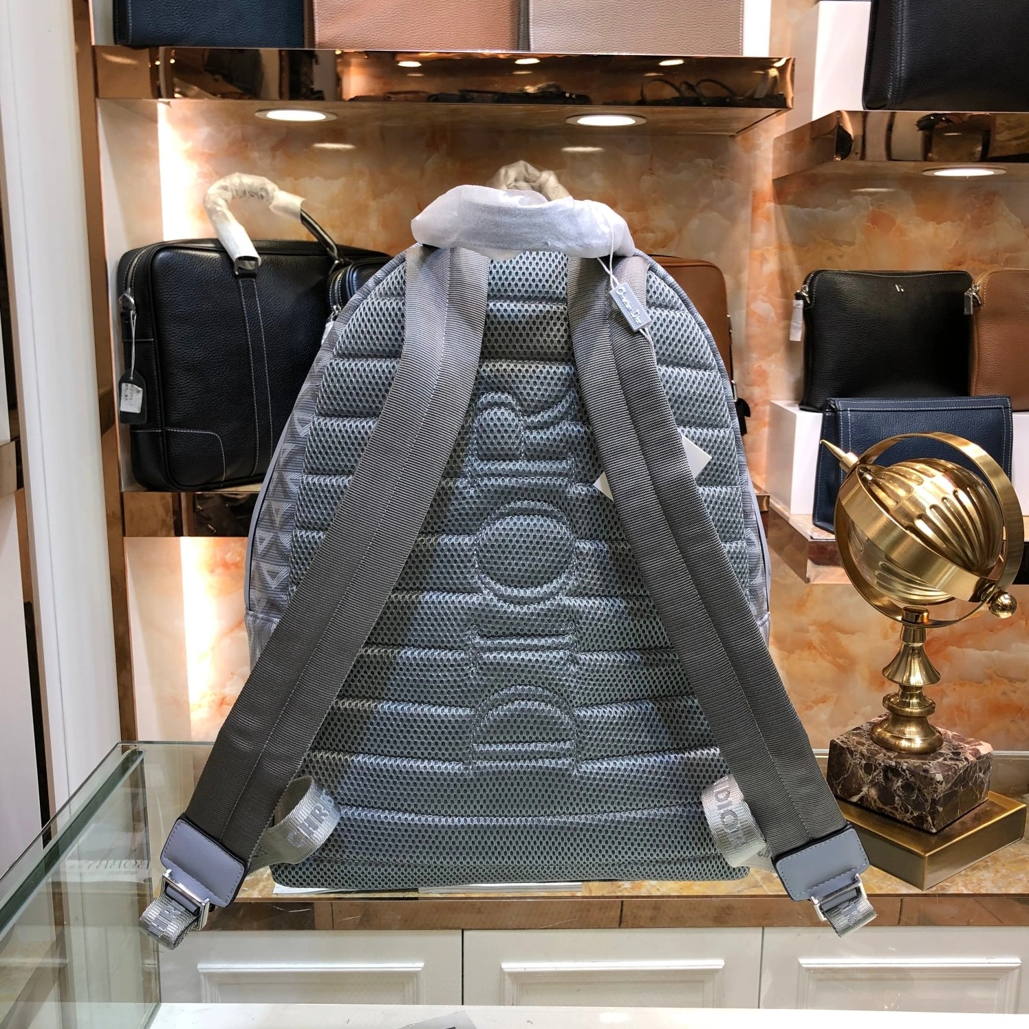 Christian Dior AAA Man Backpacks Refined 6138 - Image 3