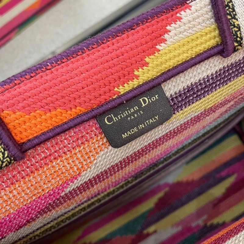 Can be ca Christian Dior Book Tote Multicolor Patchwork Embroidery - Image 8