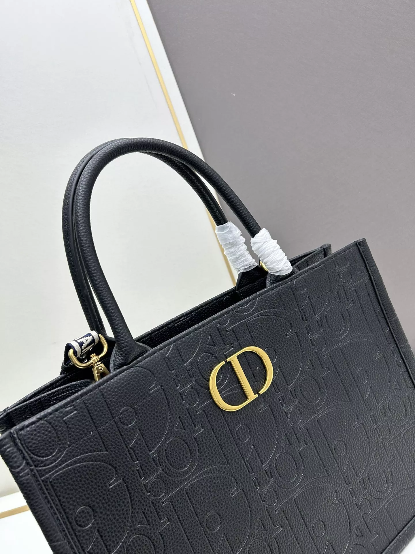 Elegant 9643 Christian Dior AAA Quality Handbags For Women - Image 4
