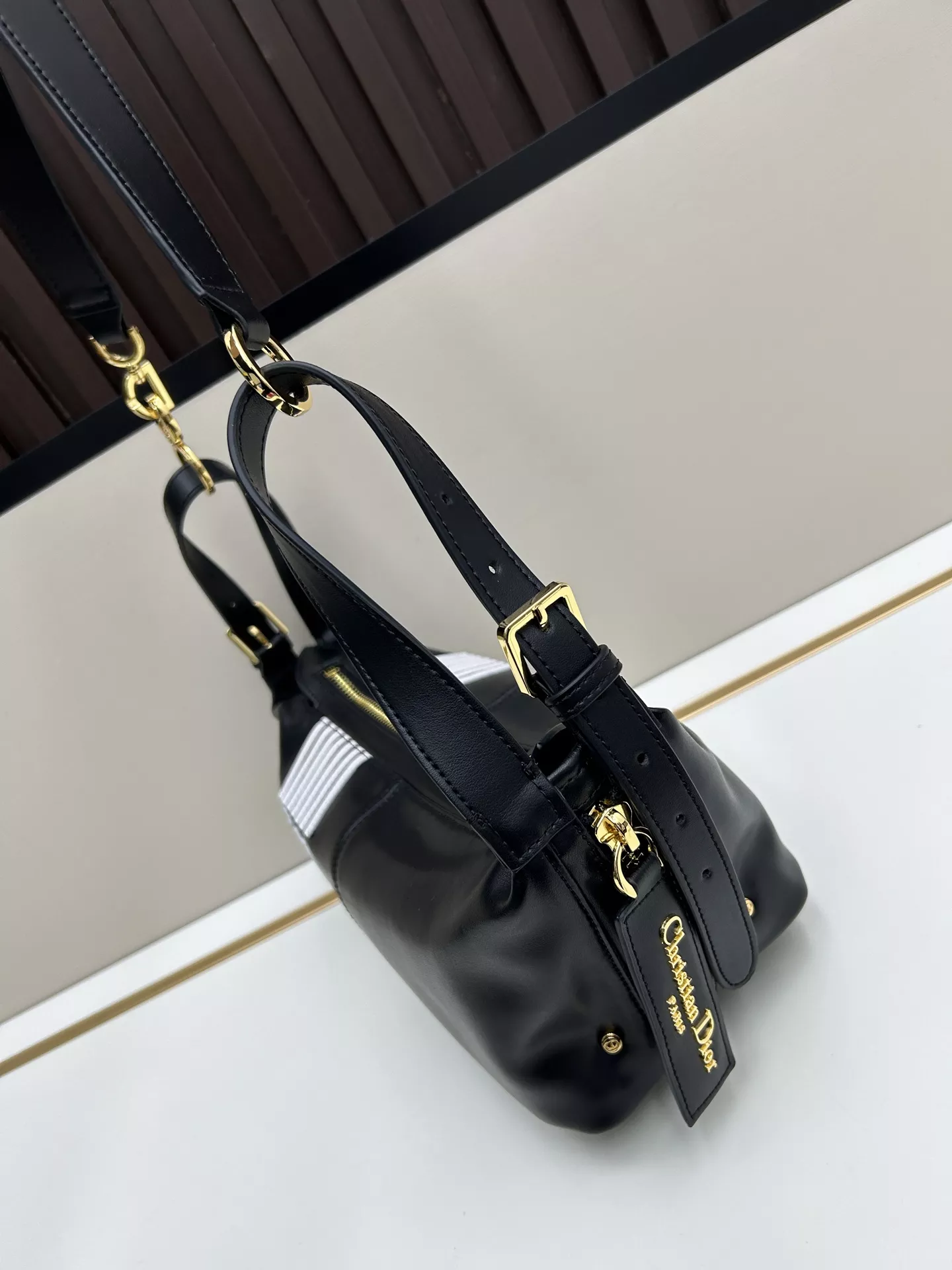 Flexible 9804 Christian Dior AAA Quality Shoulder Bags For Women - Image 3