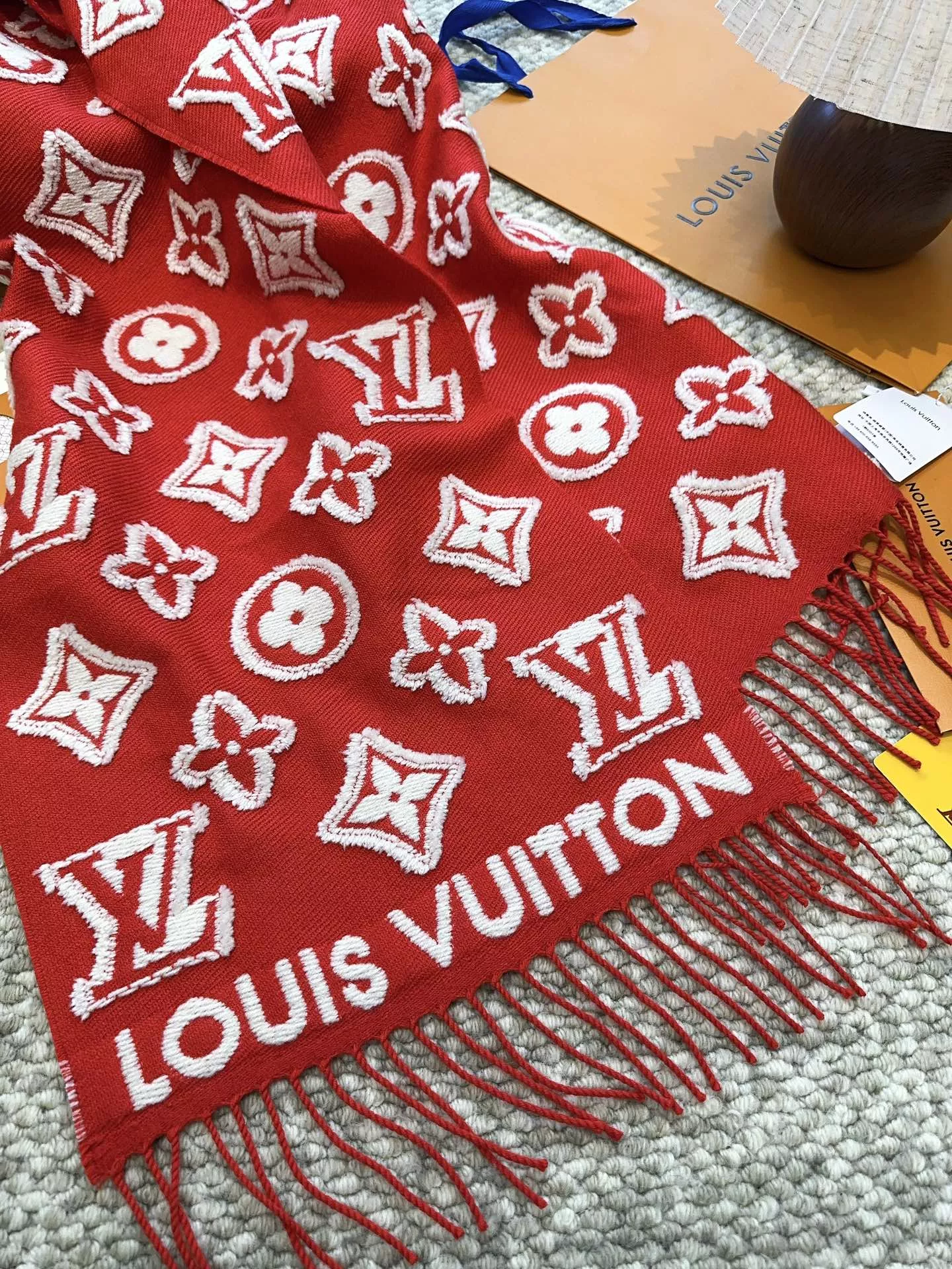 Louis Vuitton Scarf For Women NewStyle 5640 - Image 3