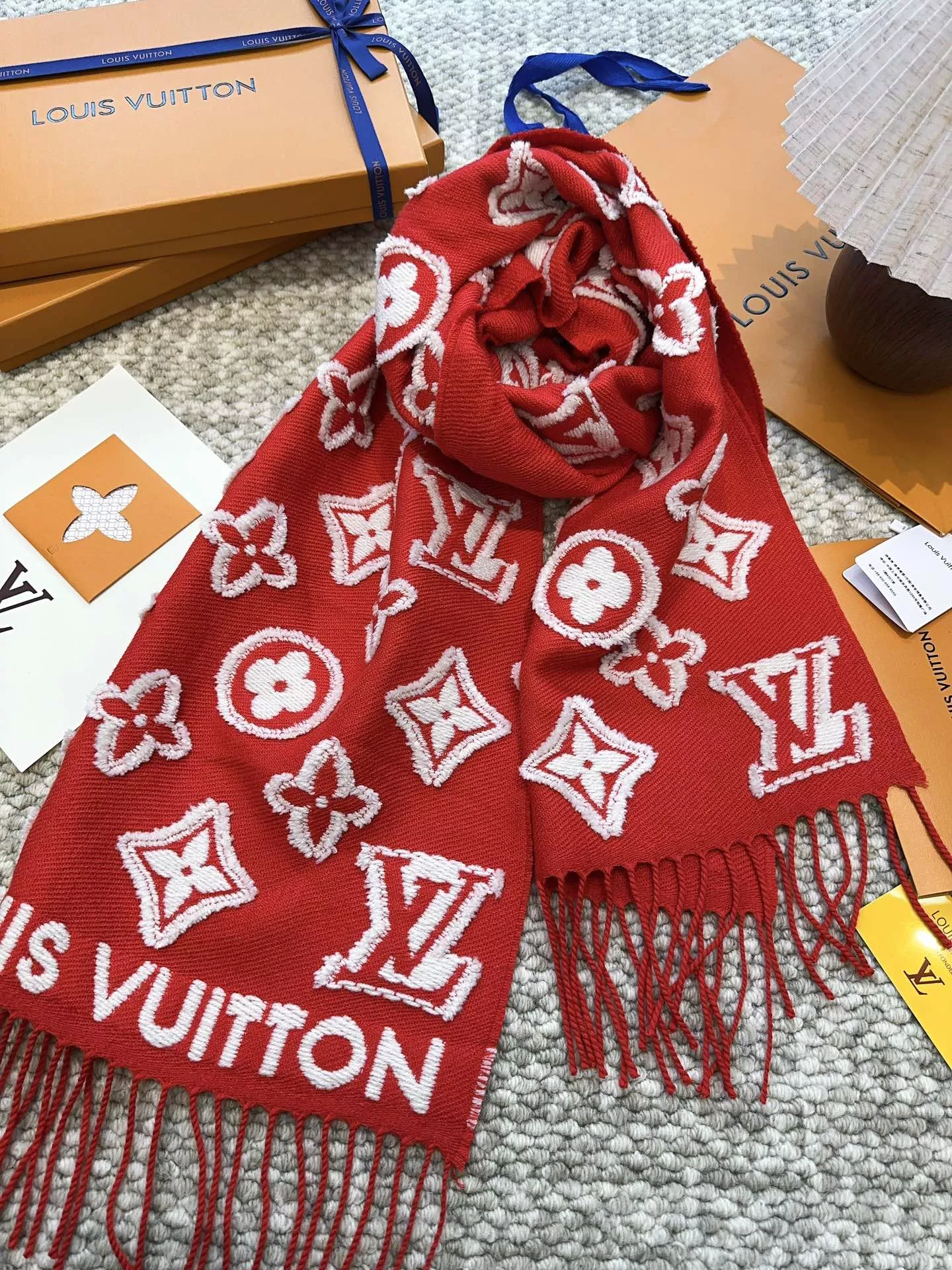 Louis Vuitton Scarf For Women NewStyle 5640 - Image 4