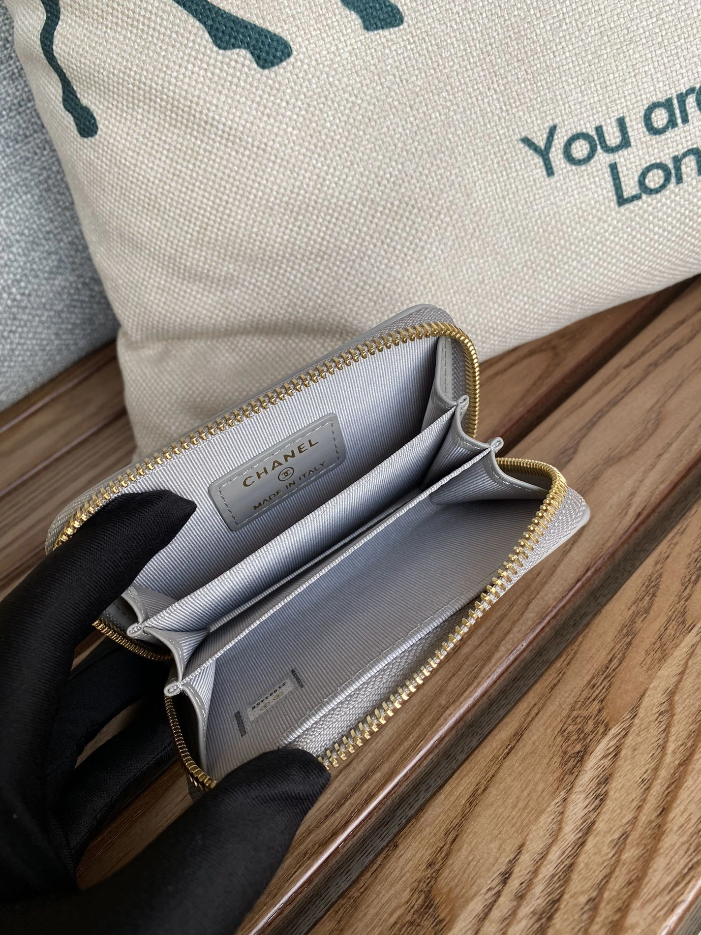 Modern 1964 Chanel Wallets - Image 7