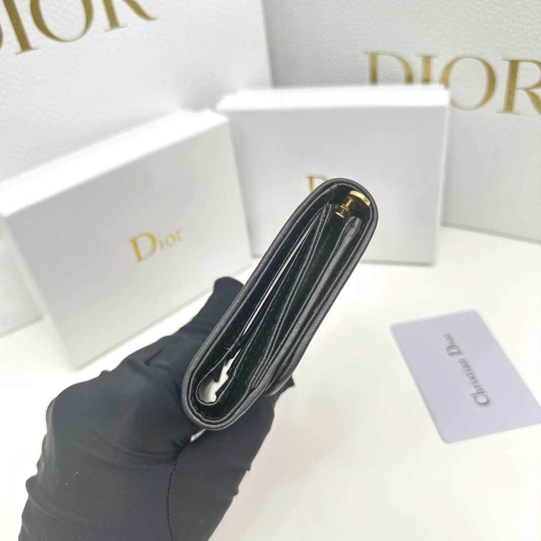 Modern 9068 Christian Dior AAA Wallets For Women - Image 7