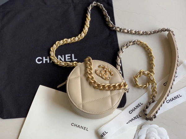 DailyWear CHANEL 19 CHANELUTCH WITH CHAIN 100 - Image 3